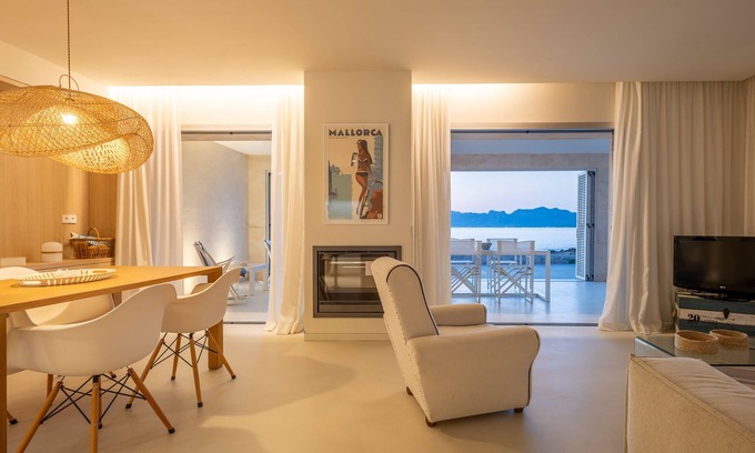 es Bacares House | Special house by the sea