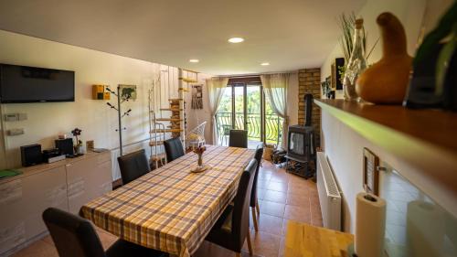 Vrata Apartment | Specious Apartment Manitu in forest countryside