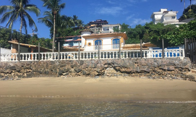 Pontal da Cruz House | SPECTACULAR HOUSE ON THE SEASIDE