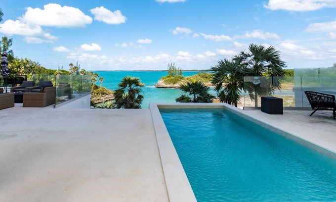 South Palmetto Point House | Spectacular Beachfront Estate on Calm Caribbean Cove; Private Beach, Htd.Pool