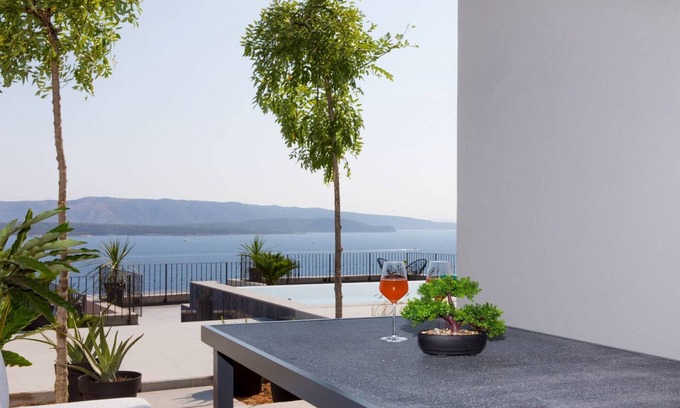 Murvica Villa | Spectacular Bol Island Sea View Villa with Pool - Four Bedroom Villa with Pool