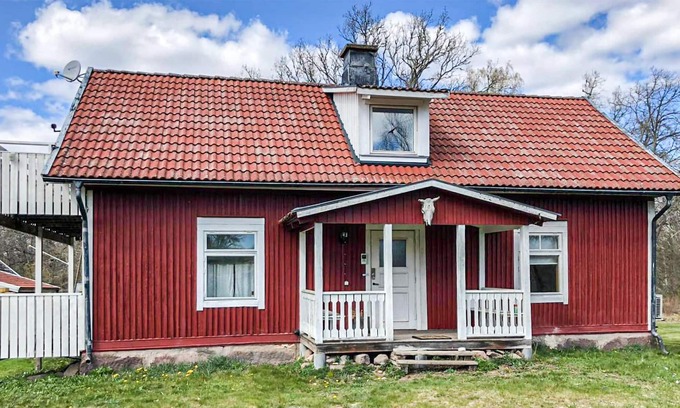 Barnebo House | Spend your vacation in a house in southeast Sweden, where it is gorgeous all year round.