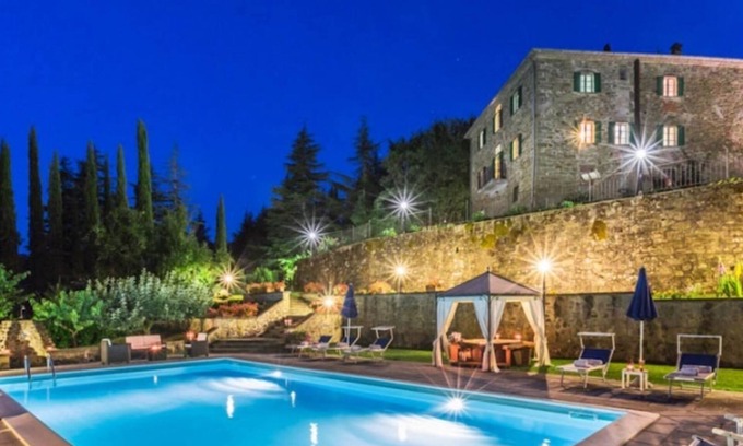 Ripoli Villa | Splendid Villa for 12. Pool, outdoor Jacuzzi 25-hectare Park, Hunting, Fishing