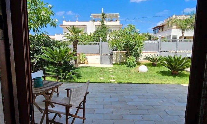 Isola delle Femmine Villa | Splendida Villa a 50 Metri dal Mare