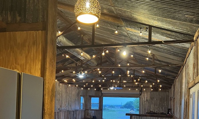 Durant House | Split Tail Ranch RV-Event Center,camping w/lake access