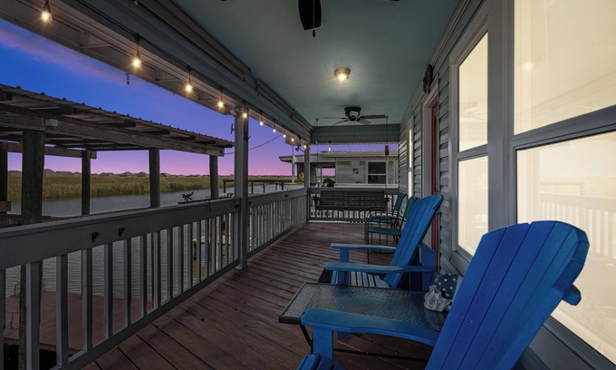 Slidell House | Sportsmans Retreat in Paradise! Bayou Bungalow near New Orleans Sleeps 10