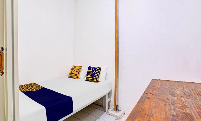 Lamongan Hotel | SPOT ON 90586 Hagawa Syariah Homestay
