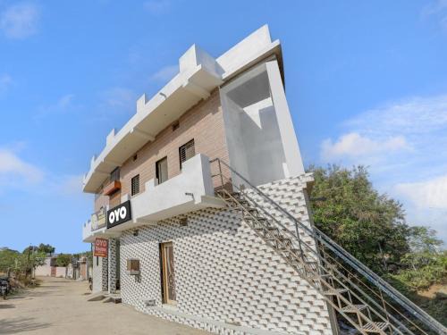 Chandrapur Hotel | SPOT ON Hotel Ik Recedency