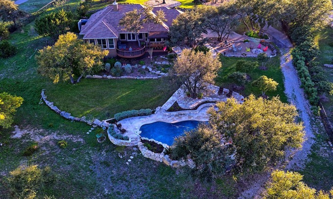 Travis Settlement House | Sprawling 3 acre Hilltop Estate w/Endless Views of the Famed Texas Hill Country