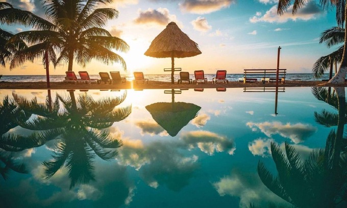 Hopkins Resort | Sprawling Beach House w/Private Balconies, Kitchen, & Beautiful Beach Views