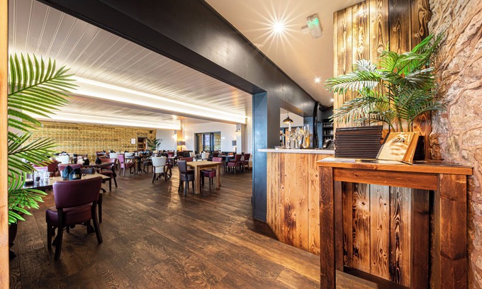 Pentre Halkyn Hotel | Springfield Hotel and Restaurant