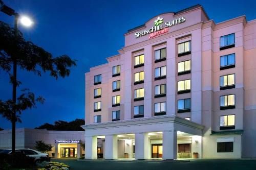 Peabody Hotel | SpringHill Suites Boston Peabody