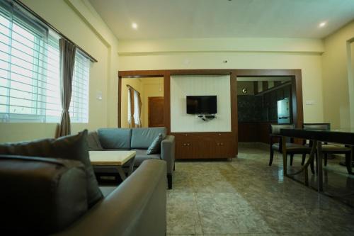 Tirupati Apartment | Sri Govindham Home Stay