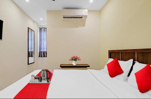 Krishnarajapura Hotel | SS Residency