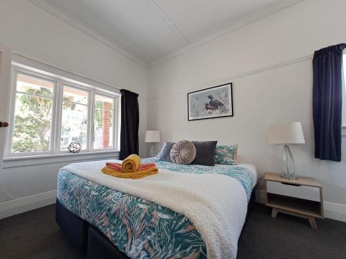 St. Clair House | St Clair Apartment - 2 Bedrooms