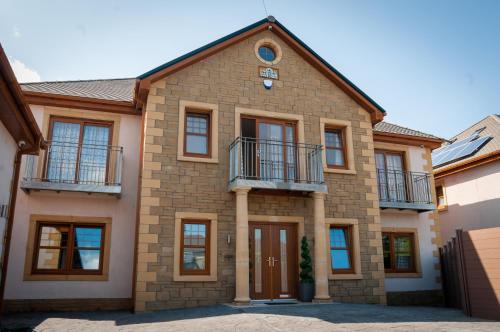 MacMerry House | St Martins House Apartments
