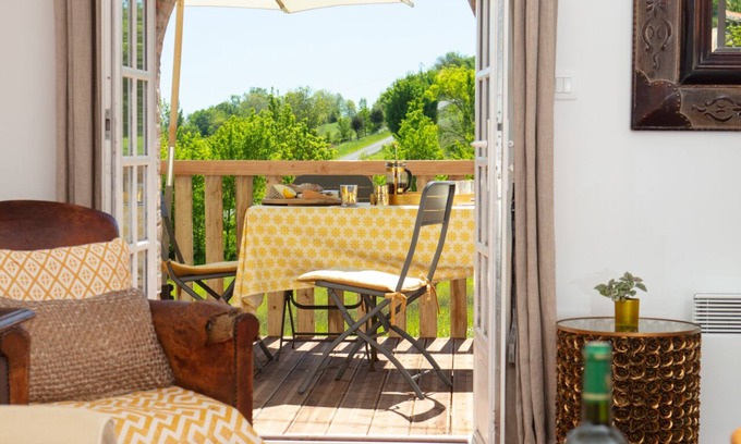 Beauville House | Stable House is a place for your family to enjoy a taste of French living.