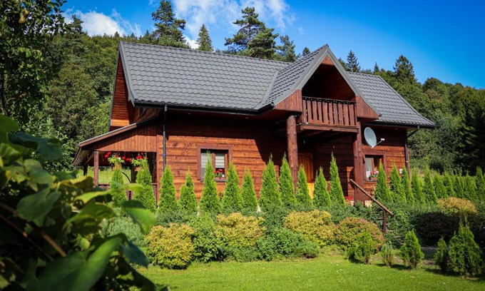 Cisna House | Stacja Żubracze