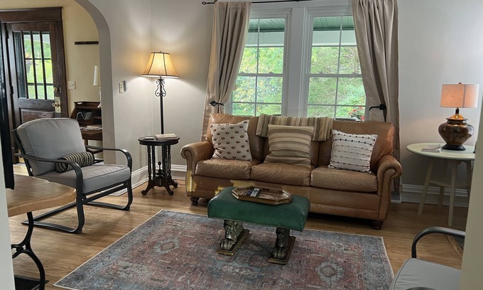 Jefferson Park Avenue House | Stadium Hill House