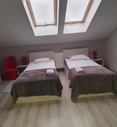 gmina Mrozy House | Stajnia Kruki