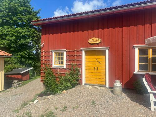 Alingsas Apartment | Stallet Boende utanför Alingsås
