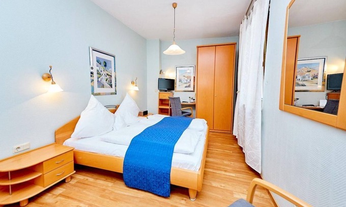 Bernkastel Bed & Breakfast | Standard Double Room - Gast- und Weinhaus Burkard