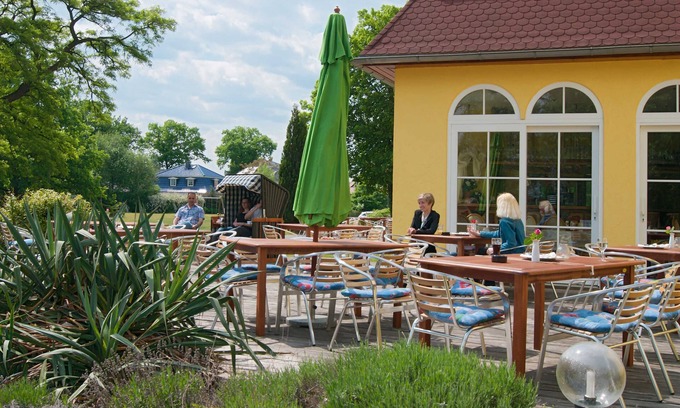 Brielow House | Standard double room - Seehotel Brandenburg.