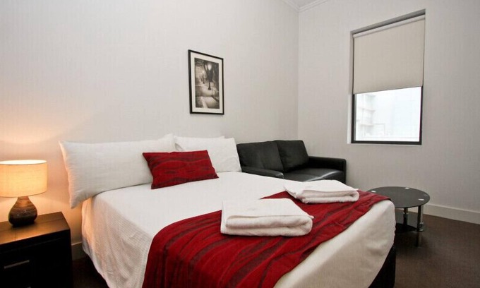 Newcastle West Apartment | Star Studio Apartment