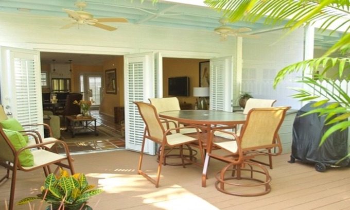 Bahama Village House | STARFISH - SUNNY TOWNHOME in QUIET TRUMAN ANNEX TWO BLOCKS FROM DUVAL ST.