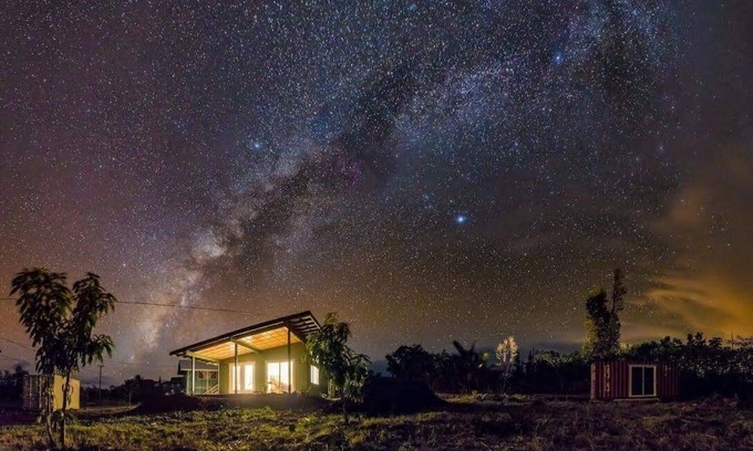 Kehena House | Starlit Skies, 1.5 miles to Black Sand Beach, Pet Friendly, Lava Fields, Private