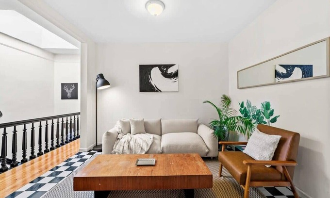 Bushwick Apartment | Starr Place II by RoveTravel | Cozy 3BR Bushwick