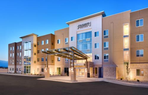 Lehi Hotel | Staybridge Suites - Lehi - Traverse Ridge Center by IHG