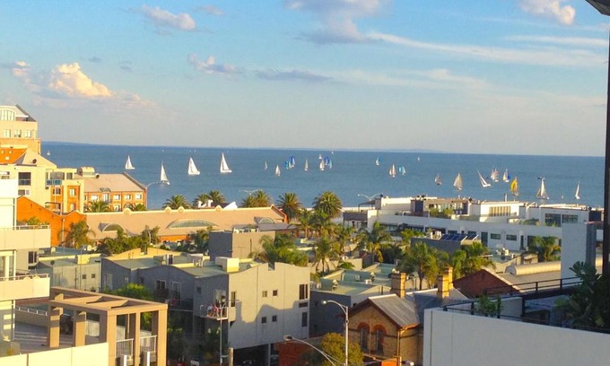 Port Melbourne Apartment | StayCentral - Spacious Seaviews Port Melbourne
