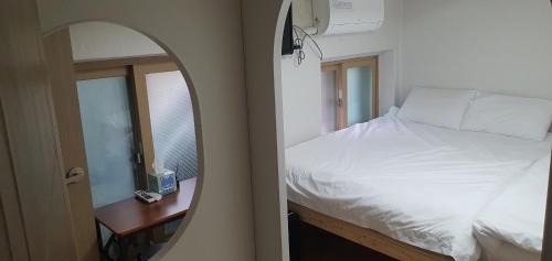 Myeongdong House | Stayin Myeongdong Guesthouse - Foreigners only