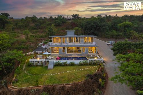Kadadhe Villa | StayVista at Villa Eleve with Bonfire, Pool & Gazebo