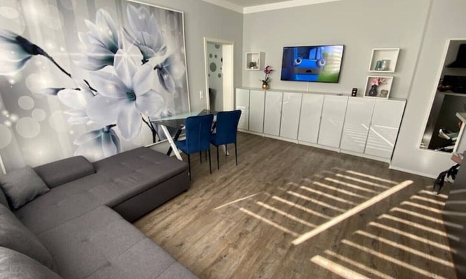 Kernstadt Apartment | ☆STAYWELL: XXL for 7 I Parking lot I Kitchen I Netflix