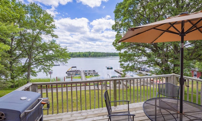 Walker Cabin | Steamboat Bay Resort Cabin 1 - Best View!