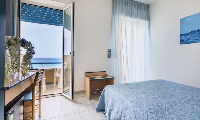 Marina di Cecina House | Stella Marina double room with frontal sea view
