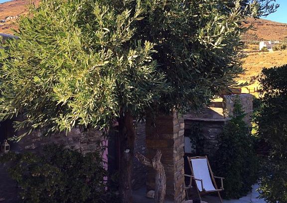 Agios Ioannis House | Stone house by Anemos