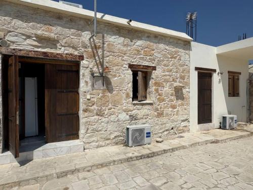 Marathounta Apartment | stone house marathounta