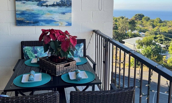 Honalo Condo | Streaming with Sunlight 2+2 Hawaiian Villa