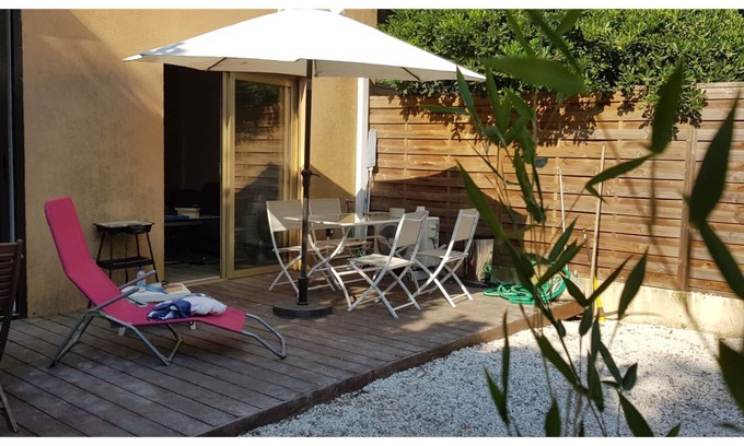 Mougins Apartment | Studio 2/3 pers with garden.