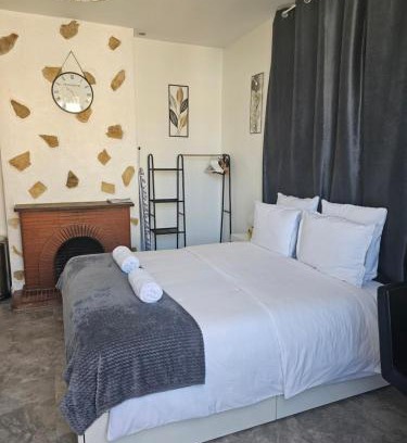 La Trinite Apartment | Studio 3 à La Trinité proche de Nice 10 mn, Monaco 15 mn et l'Italie 30 mn