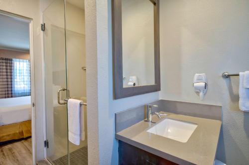Rosemead Hotel | Studio 6 Rosemead, CA