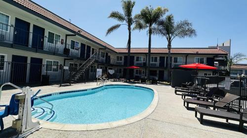 San Ysidro Hotel | Studio 6 Suites San Ysidro CA San Diego South Bay