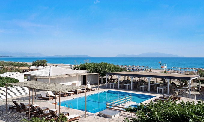 Pidima Kyras Apartment | Studio Apartment 'Iguana 5' with Sea View, Wi-Fi and Air Conditioning