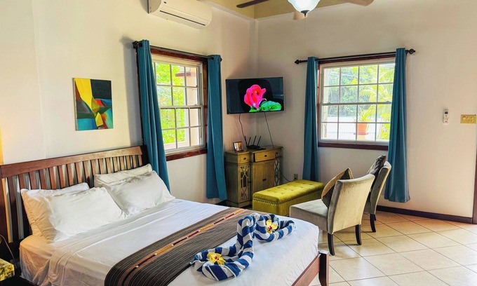 Sittee River Village Apartment | Studio Apartment In Hopkins