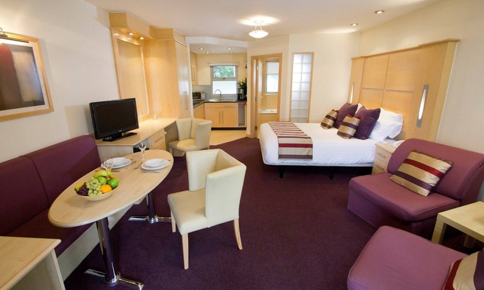 Warton Apartment | Studio Apartment | Lakeside Resort | Sleeps 2