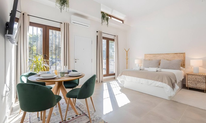 El Candado Apartment | Studio Apartment 'Oasis Del Candado' with Wi-Fi and Air Conditioning