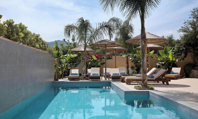 Alikanas Apartment | Studio Apartment 'Villa Dionysia 11' with Shared Pool, Wi-Fi and Air Conditioning